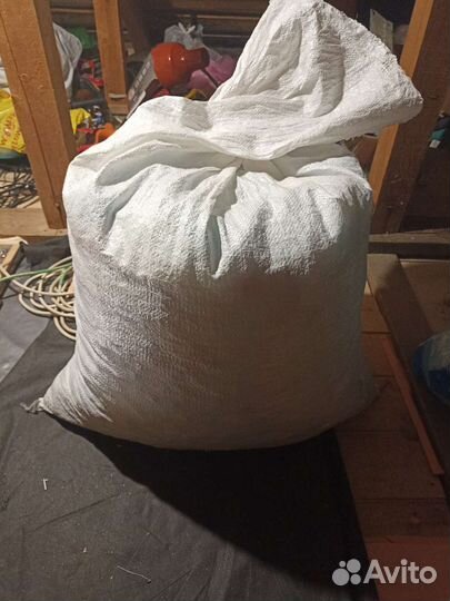 Пластиковые крышки от бутылок