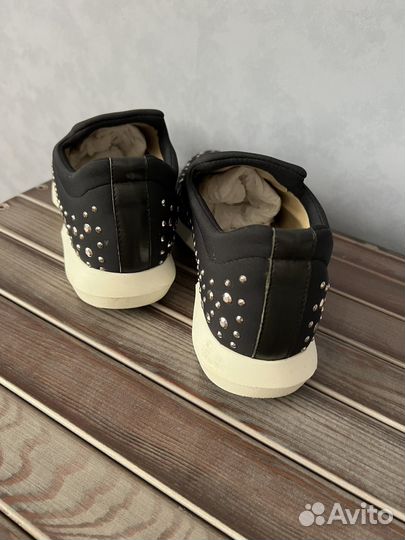 Туфли кроссовки