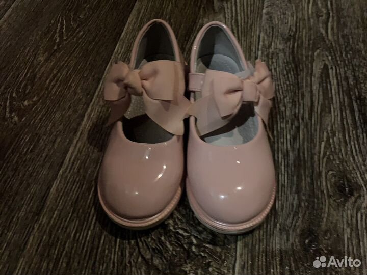 Туфли для девочки 30