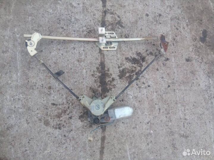 Стеклоподъемник электрический передний правый