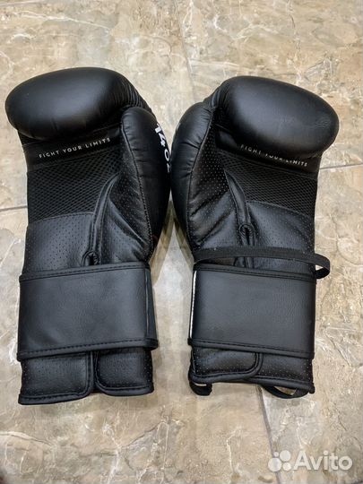 Боксерские перчатки 14 oz