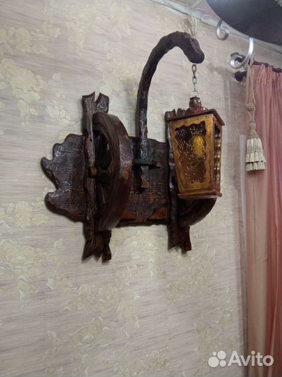 Люстра из дерева