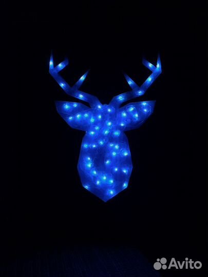 Деревянное украшение комнаты