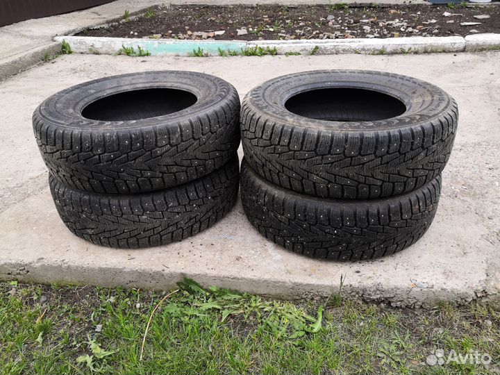 Шина 205 70 15 бу