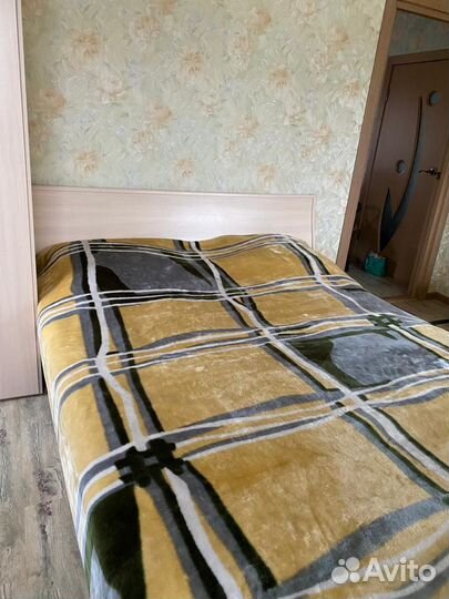 Продам двухспальную кровать