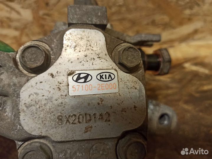 Насос гур Hyundai Tucson 1