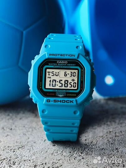 Унисекс наручные часы Casio G-Shock DW-5600EP-2E