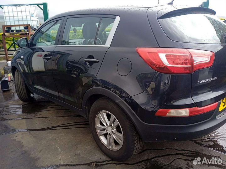 В разборе Kia sportage SL
