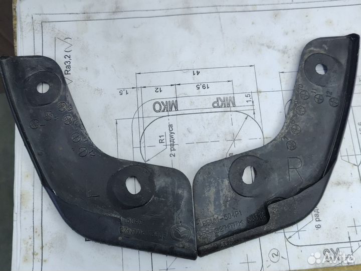 Брызговики передние Mazda 3 bl