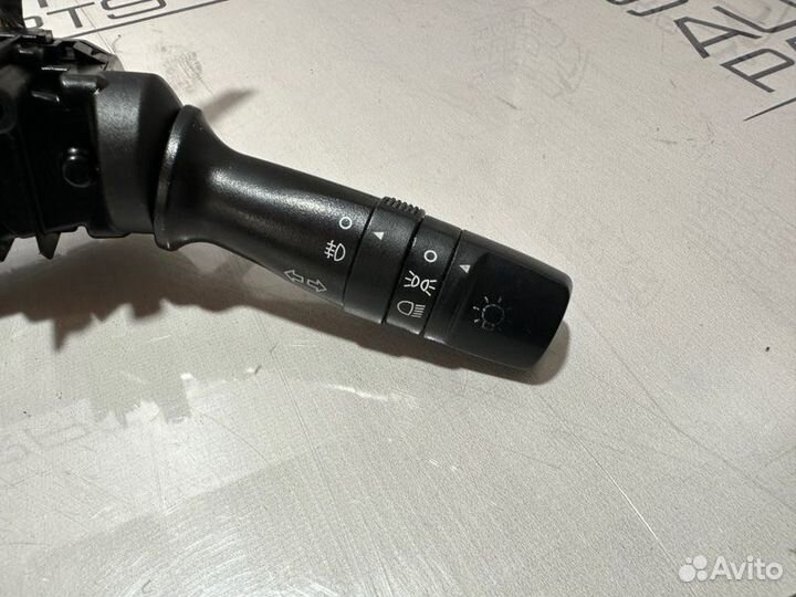 Подрулевые переключатели Kia Ceed ED G4FA 2010