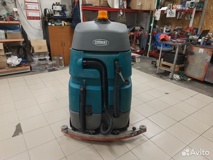 Поломоечная машина Tennant T7 (райдер)