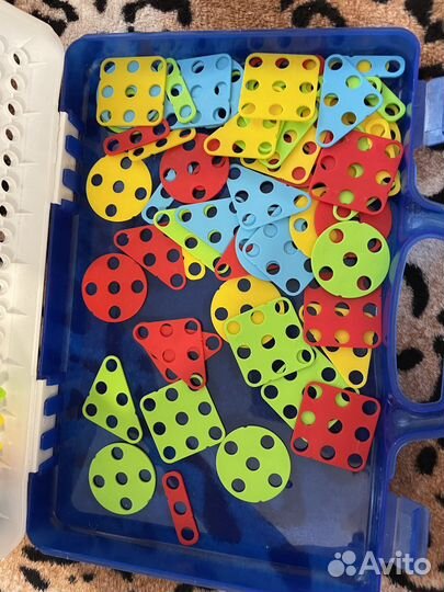 Конструктор для мальчика с отверткой