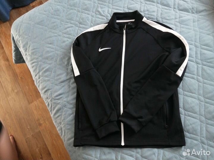 Спортивный костюм Nike для мальчика158-170