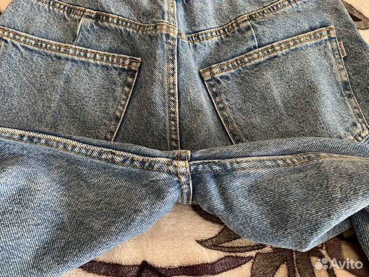 Джинсы bershka balloon 42-44