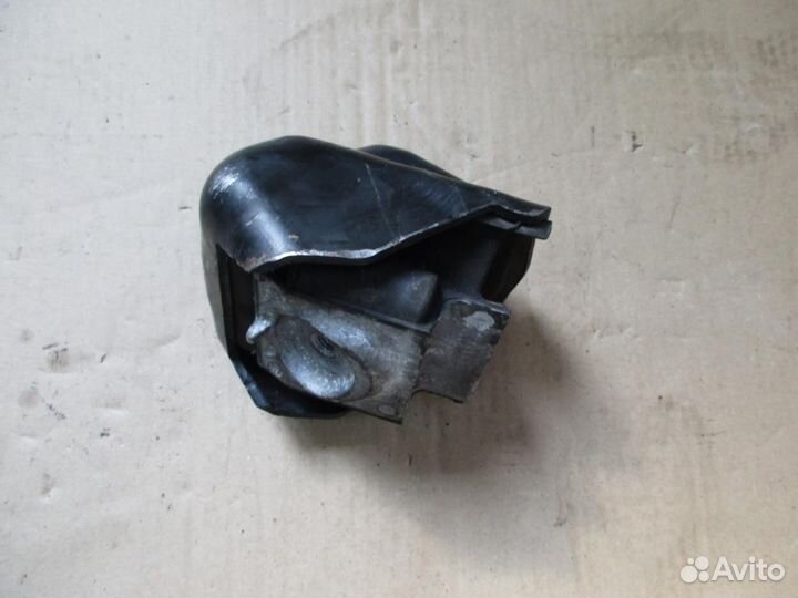 Опора двигателя w906 Sprinter 651.956 2017