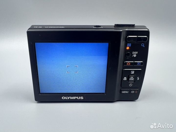 Винтажный компактный фотоаппарат olympus FE-26