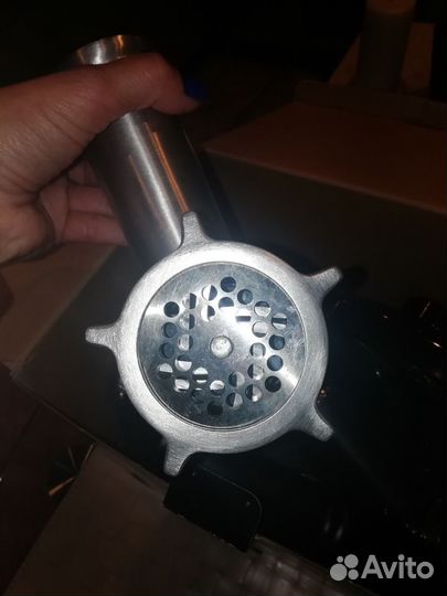 Мясорубка электрическая новая