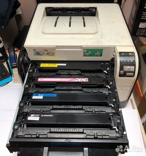 Принтер HP LaserJet CP1525n color