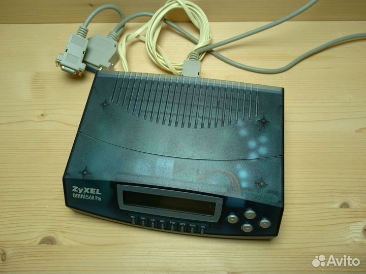 Ретро Модем Dial-UP Zyxel Omni 56K Pro в коллекцию
