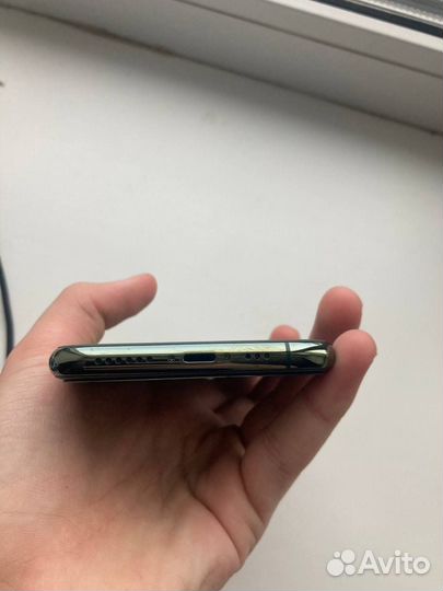 iPhone 11 Pro, 64 ГБ