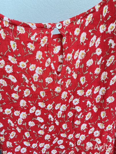 Летнее платье Stradivarius