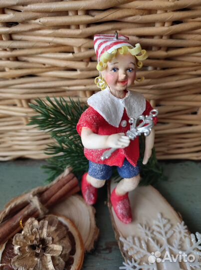 Ватная елочная игрушка 