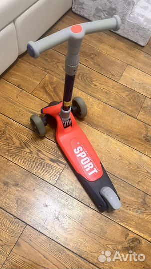 Самокат детский трехколесный