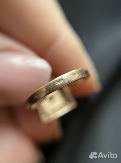 Золотое кольцо versace