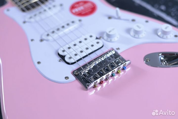 Fender Squier Bullet Stratocaster HSS, Shell Pink