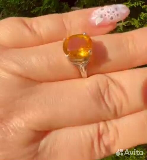 Кольцо с природным цитрином серебро с позолотой