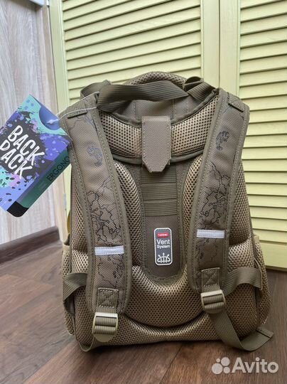 Рюкзак школьный для мальчика новый