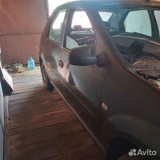 Разбор Renault Logan 1 фаза 2