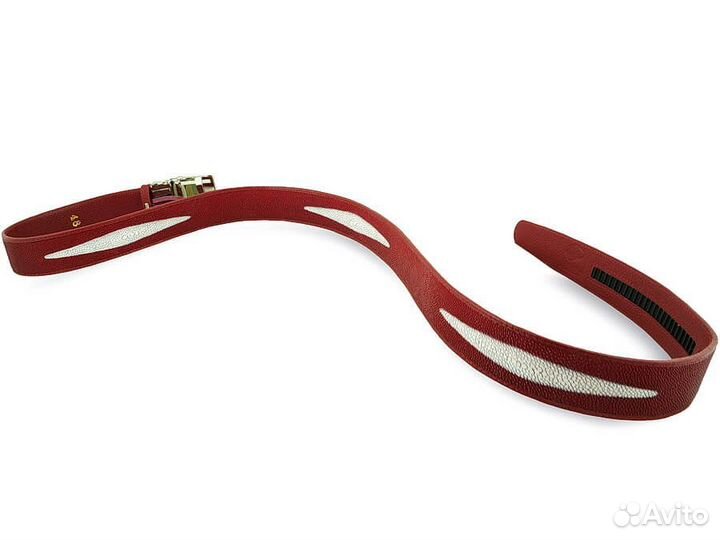 Красный ремень из ската