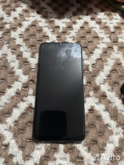 Samsung Galaxy A50, 4/64 ГБ
