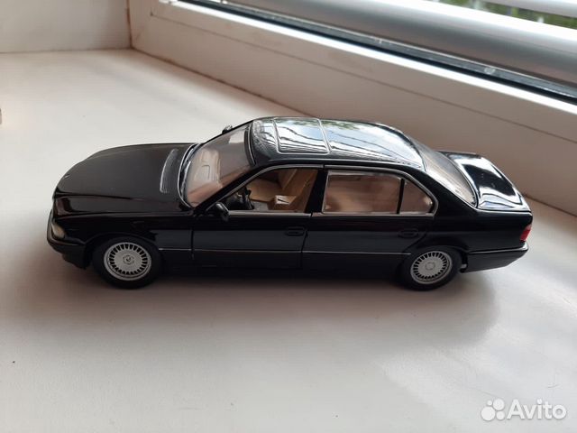 Bmw e38 750IL 1:24 Pauls Model Art /Minichamps