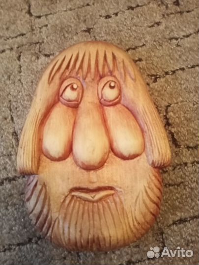 Деревянная фигурка 