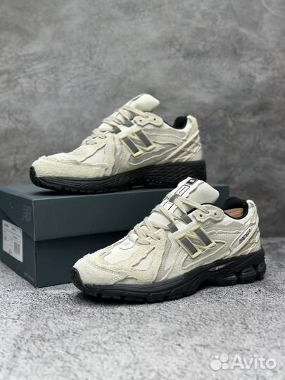 Кроссовки New Balance 1906 бежевые 9