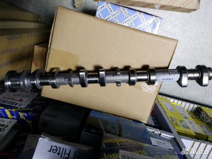 Распредвал Тойота авенсис 13502-28010