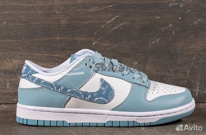 Кроссовки Nike SB Dunk Low