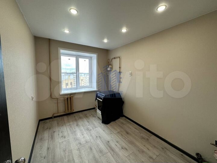 2-к. квартира, 56 м², 10/10 эт.