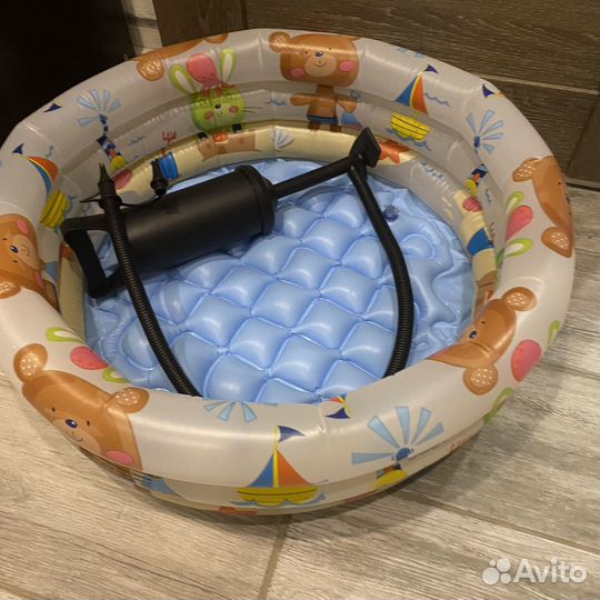 Бассеин надувной