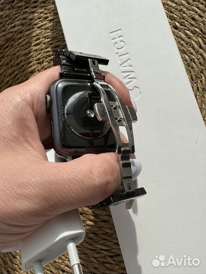 Apple watch 4