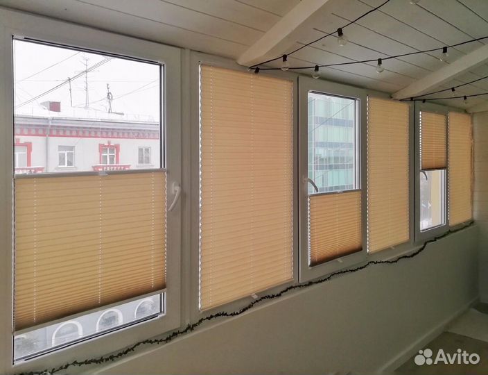 Рулонные шторы / жалюзи