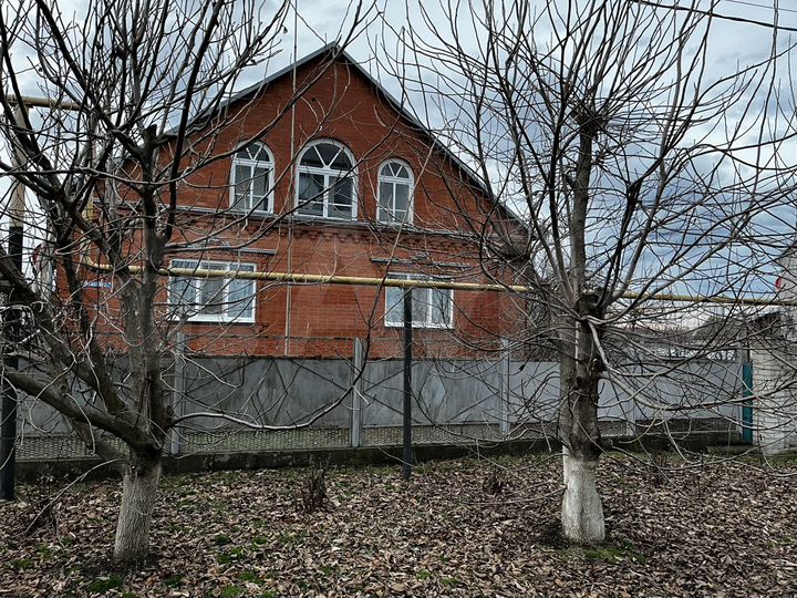 Дом 327 м² на участке 20 сот.