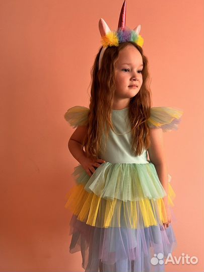 Прокат и продажа костюмов, платьев