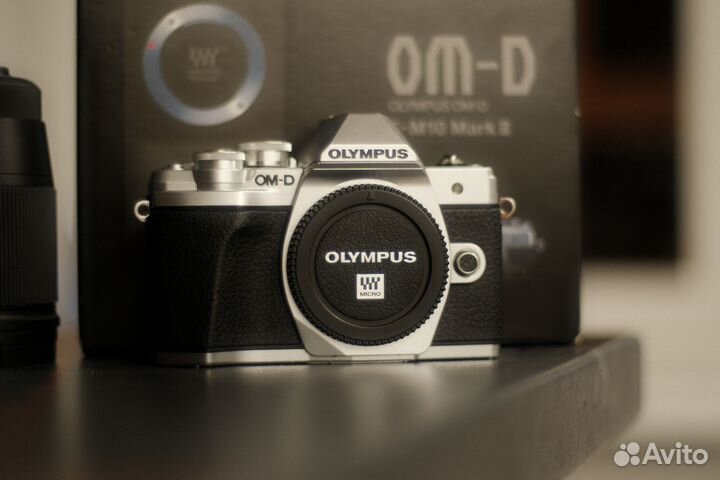 Камера Olympus OM-D E-M10 Mark III