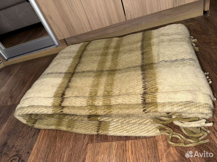 Плед шерстяной