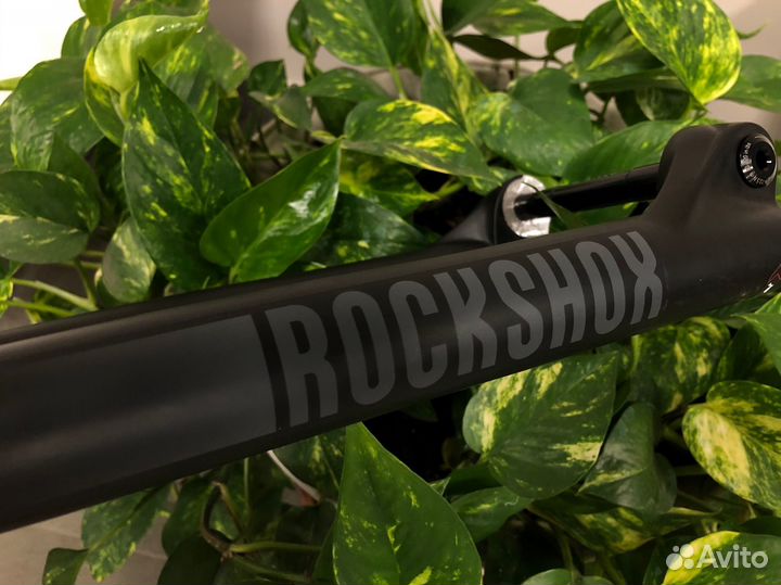 Новая вилка rock shox recon RL 29 140 мм