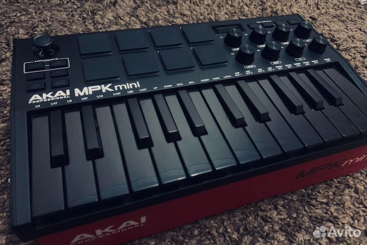 Akai mpk mini mk3 special edition black