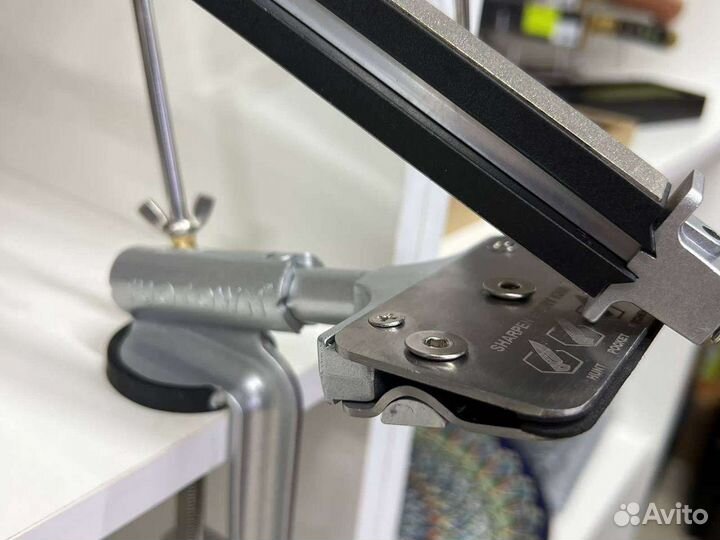 Точилка для ножей с поворотным механизмом